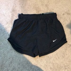 Shorts athletic